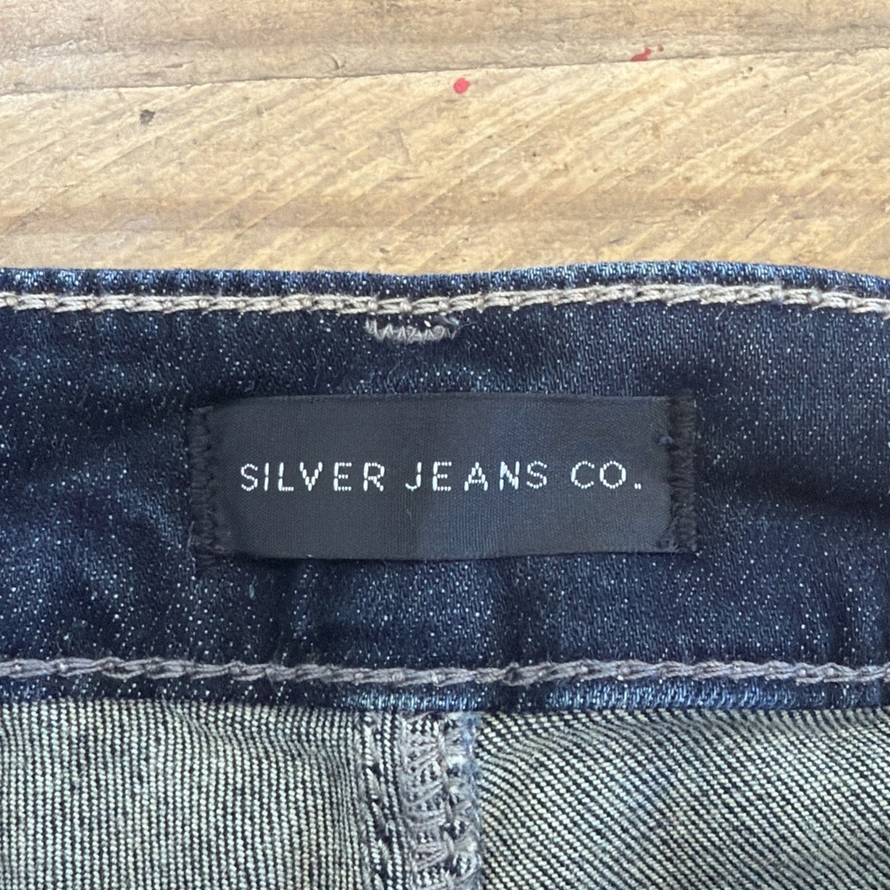 Silver Avery Dark Blue Straight Leg Women's Jeans size 18 length (38.5X29.5) - Picture 9 of 16
